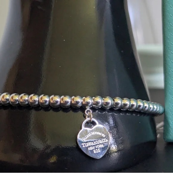 Tiffany & Co. Silver Bead Bracelet with Red Heart Charm - Picture 2 of 8